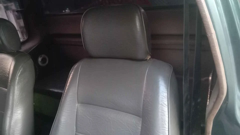 1990 Isuzu TFR III 2
