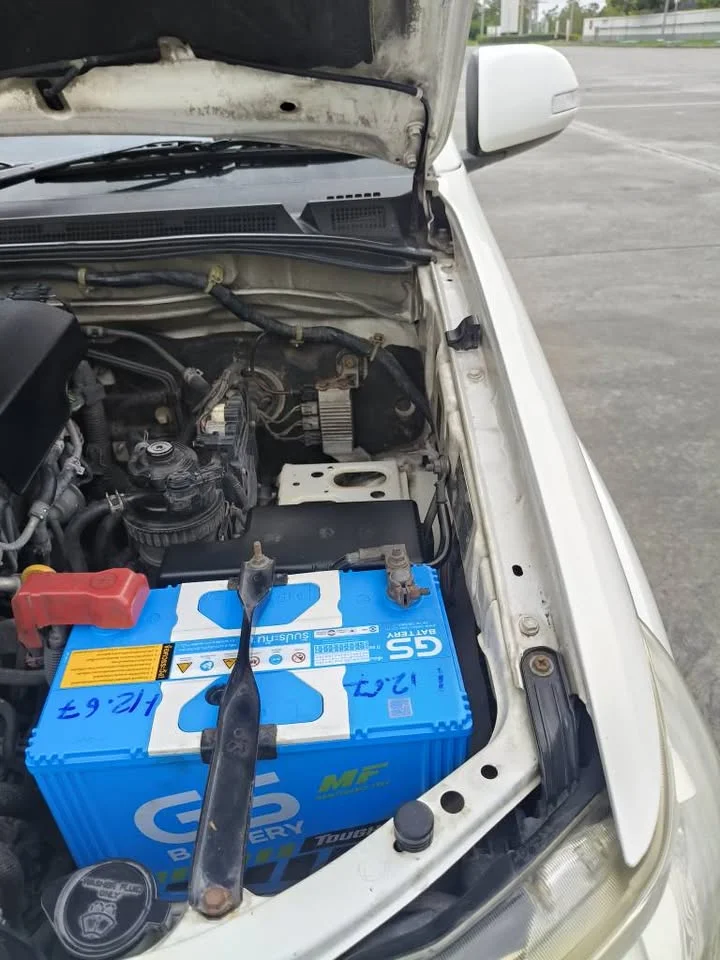 2013 Toyota Hilux VII 2