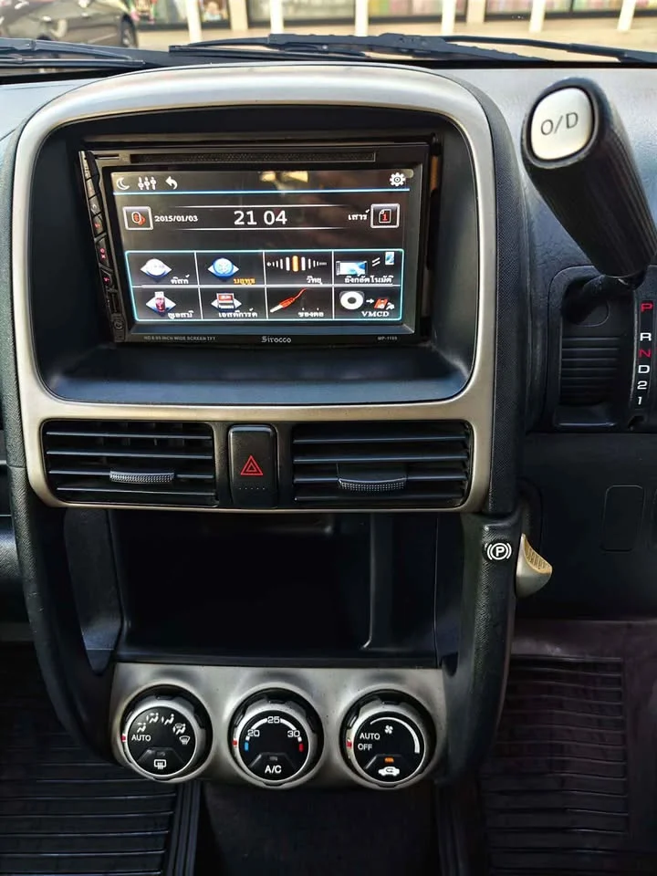 2002 Honda CR-V II 3