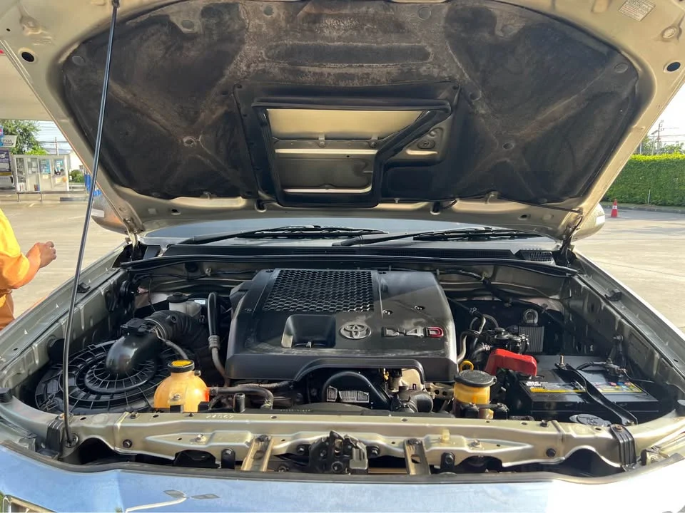 2012 Toyota Hilux VII 3