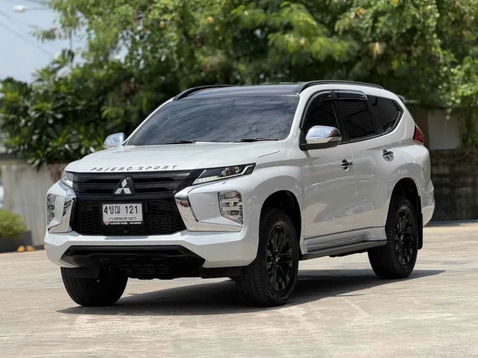 2023 Mitsubishi Pajero Sport III 3