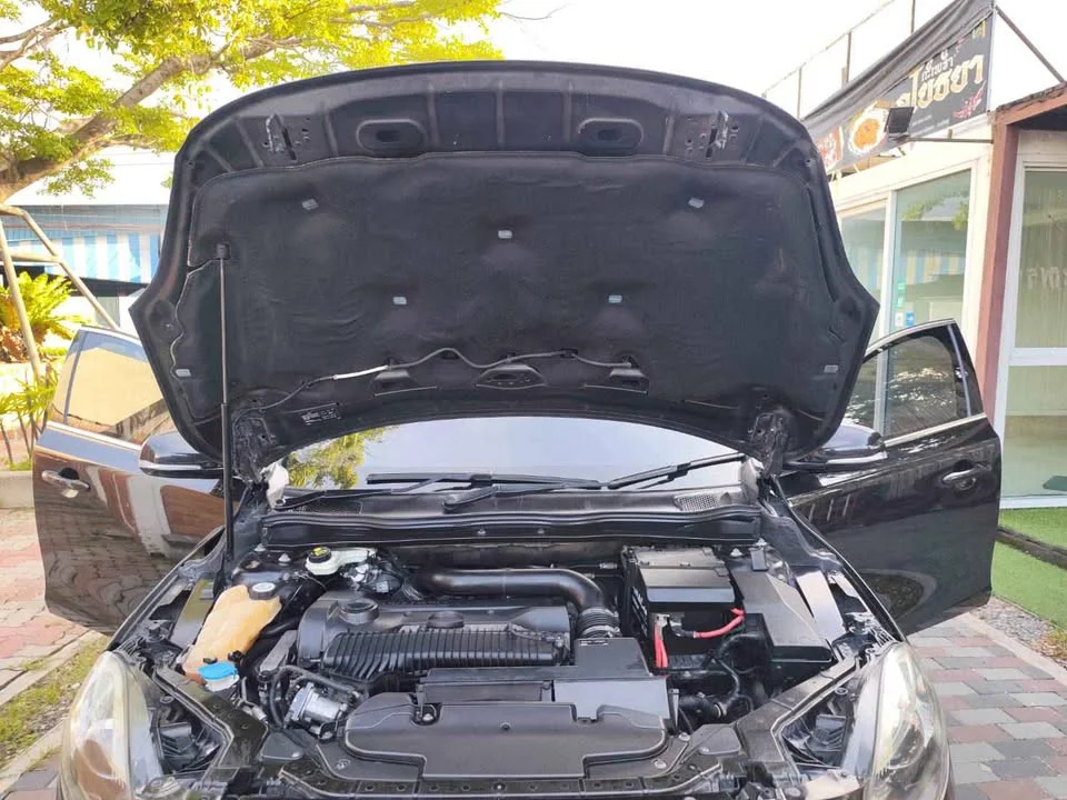 2014 Volvo V40 II 2