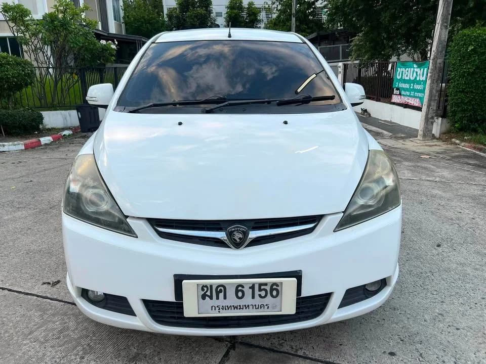 2011 Proton Exora 3