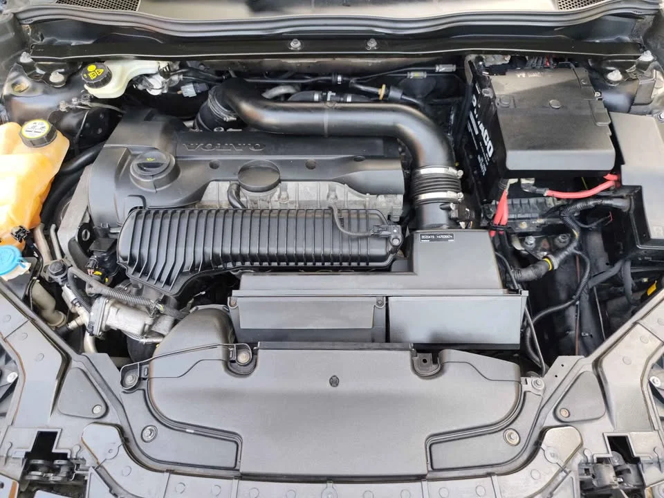 2014 Volvo V40 II 2