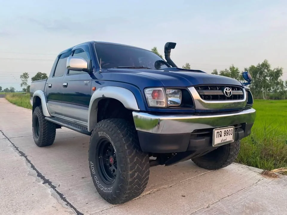 2000 Toyota Hilux Tiger VI 3