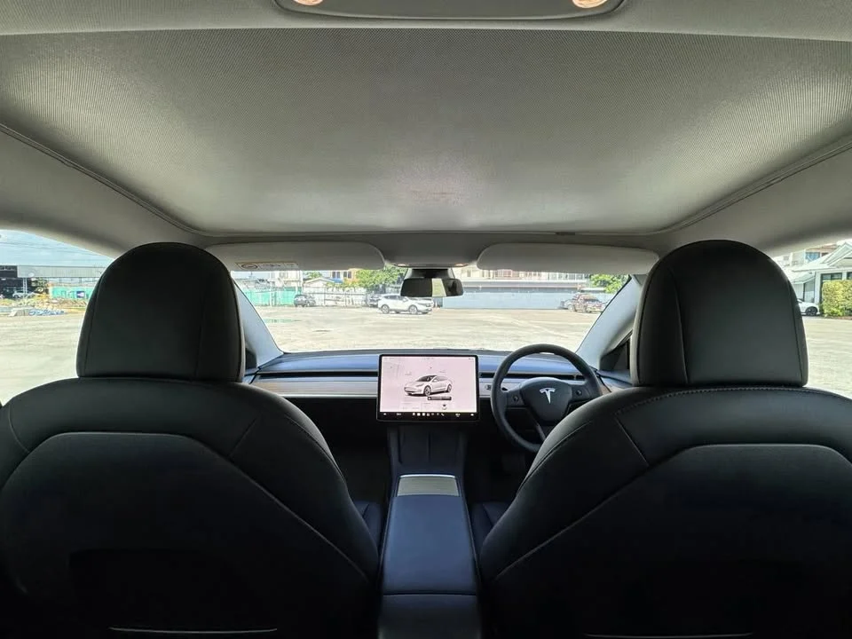 2023 Tesla Model 3 2