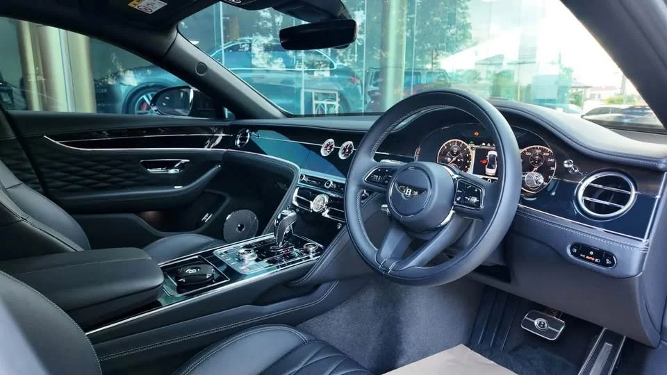 2022 Bentley Flying Spur III 3