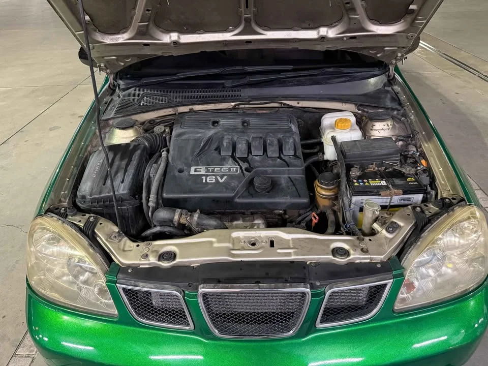 2004 Chevrolet Optra 2