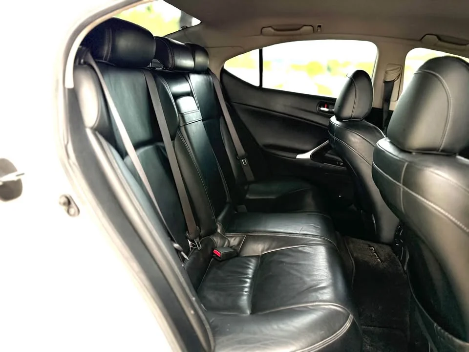 2009 Lexus IS II 3
