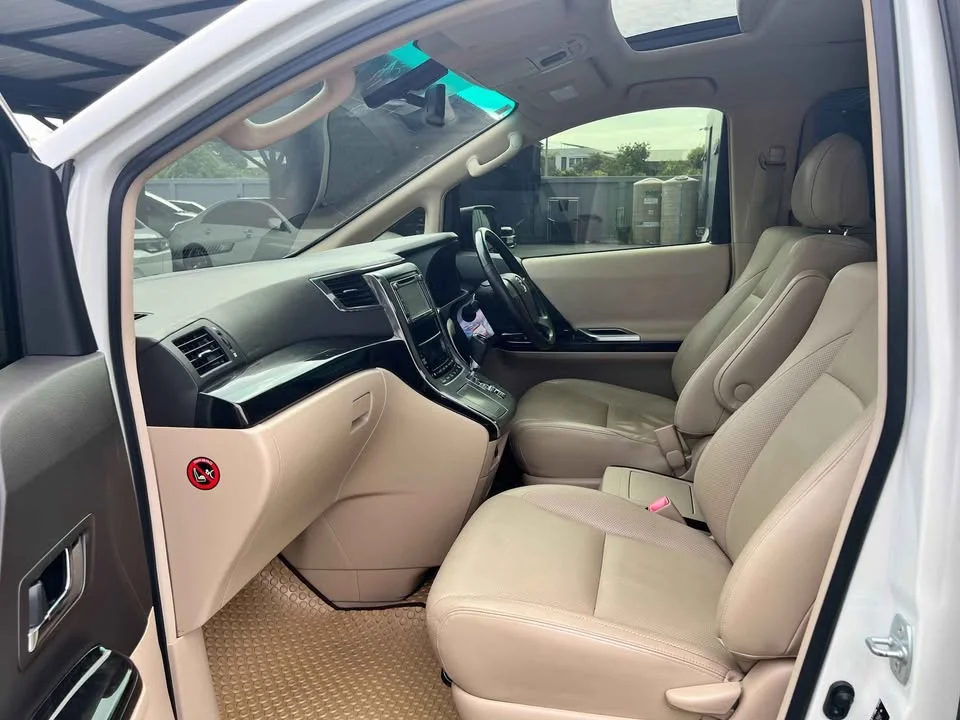 2013 Toyota Alphard, Vellfire II (AH20) 3