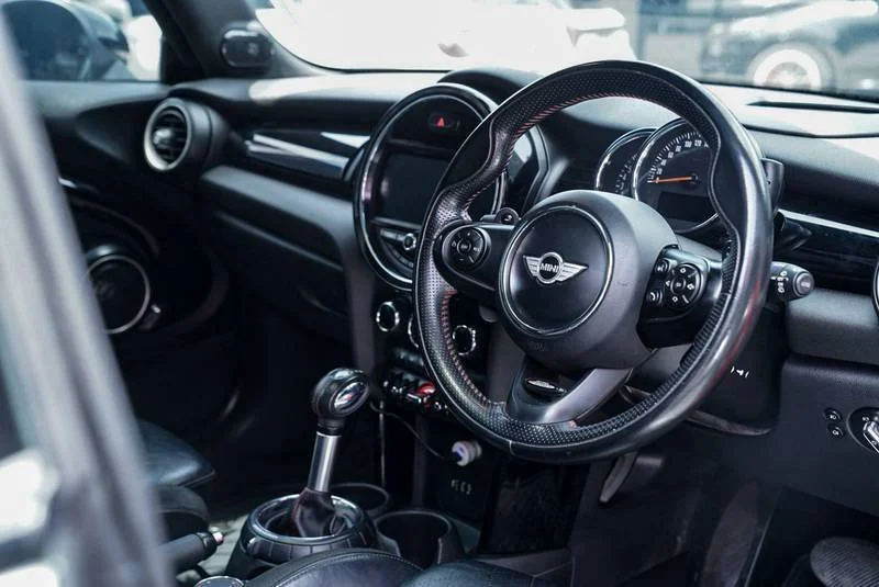 2016 Mini Hatch  III 3