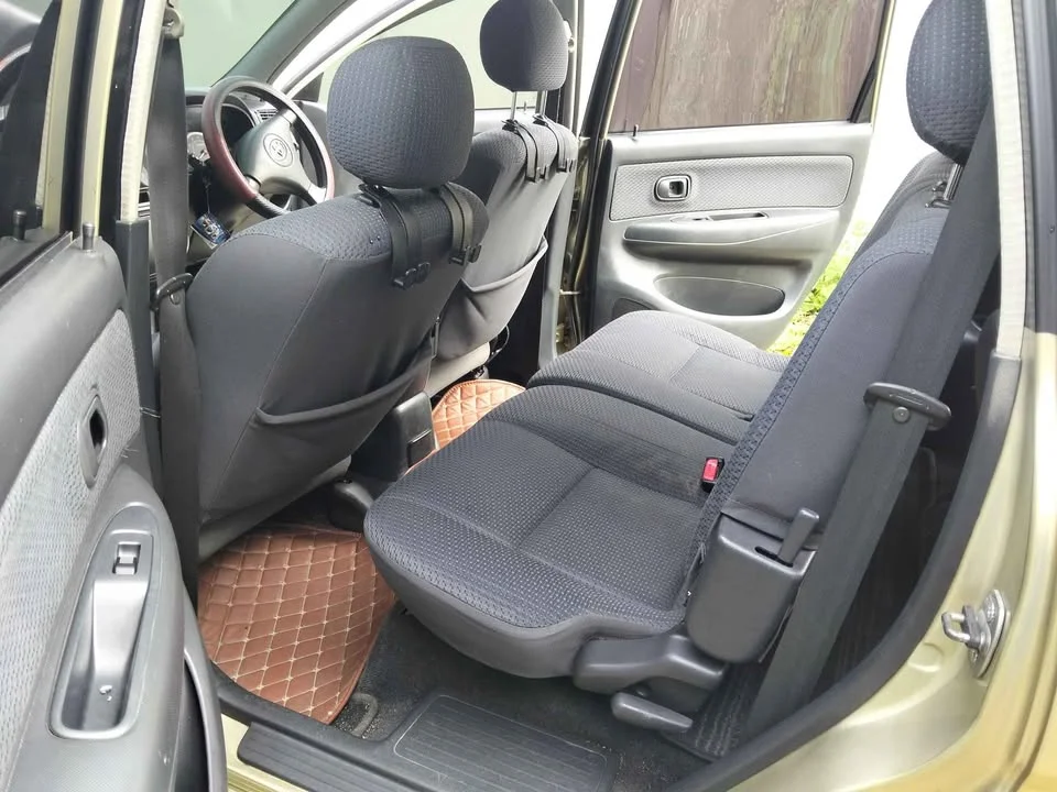 2004 Toyota Avanza I 2
