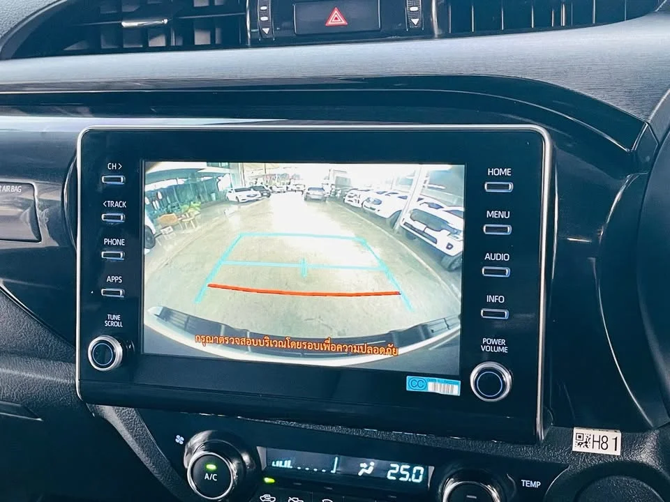 2021 Toyota Hilux VIII 3