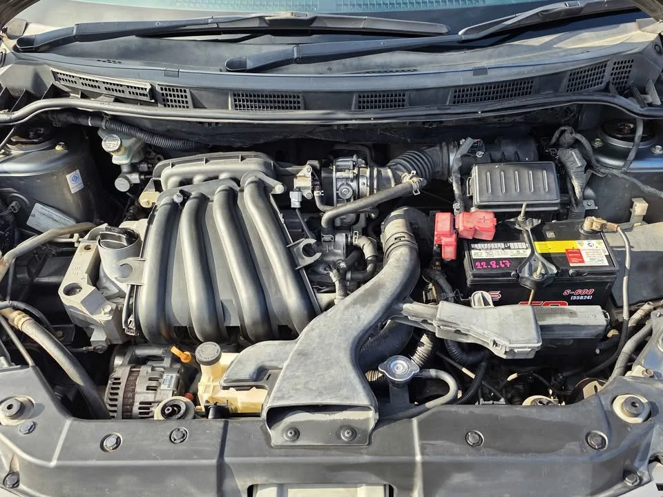 2010 Nissan Tiida I (C11) 3