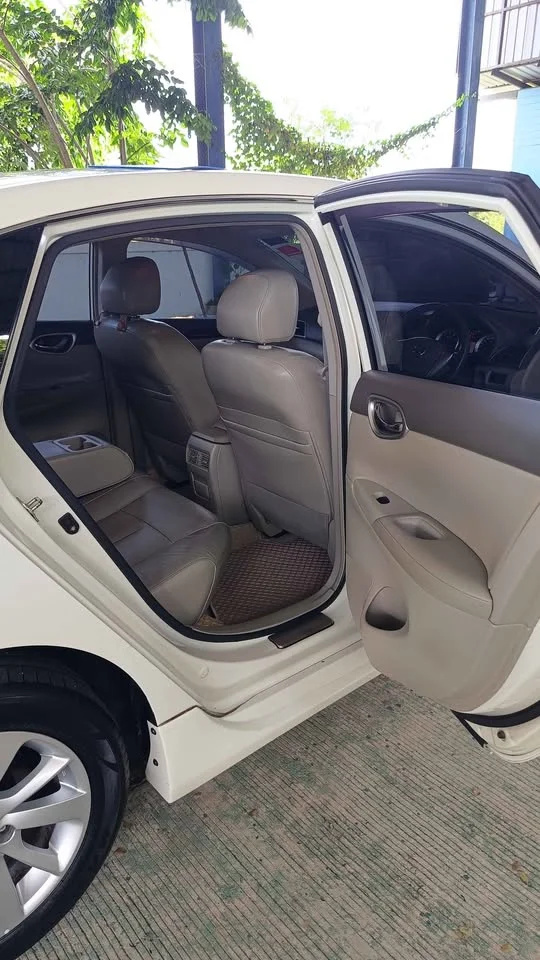 2014 Nissan Sylphy III (B17) 3