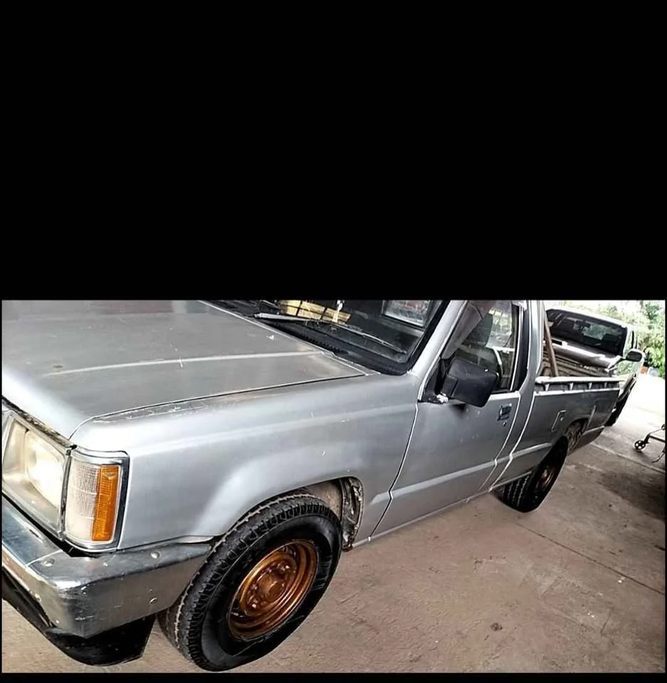 2004 Mitsubishi Triton II 2