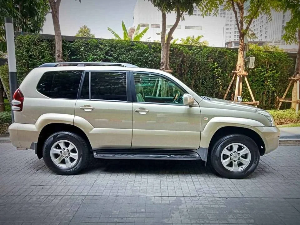 2003 Toyota Land Cruiser Prado J120 2