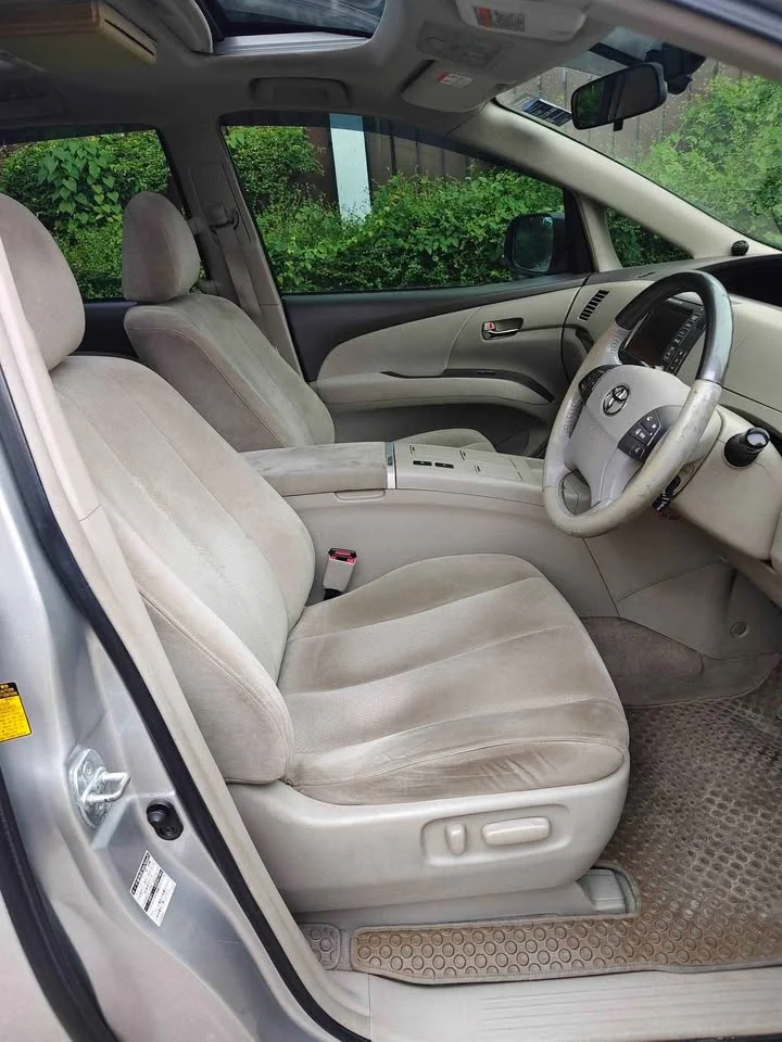 2008 Toyota Estima III 2