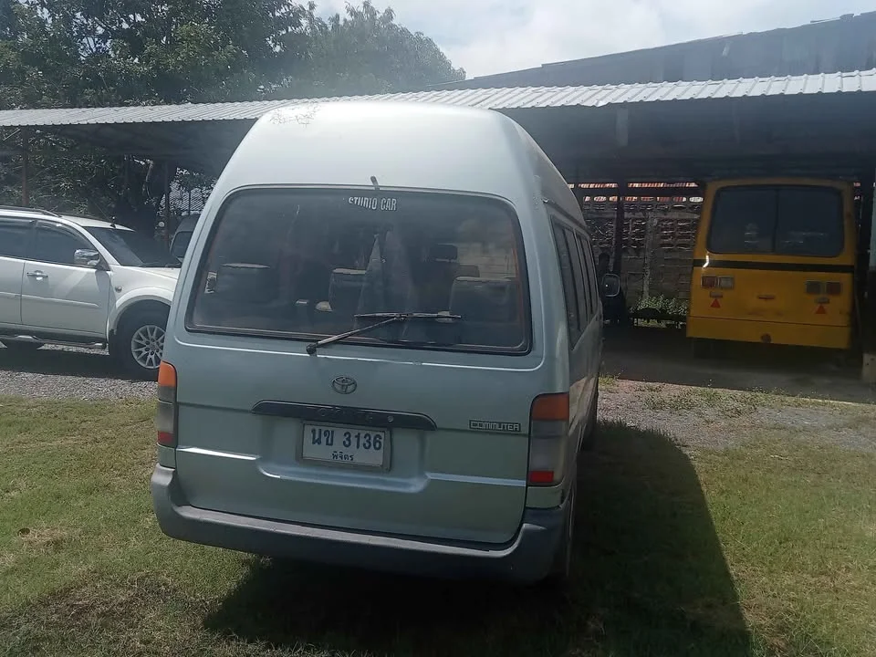 1996 Toyota Commuter IV (H100) 2