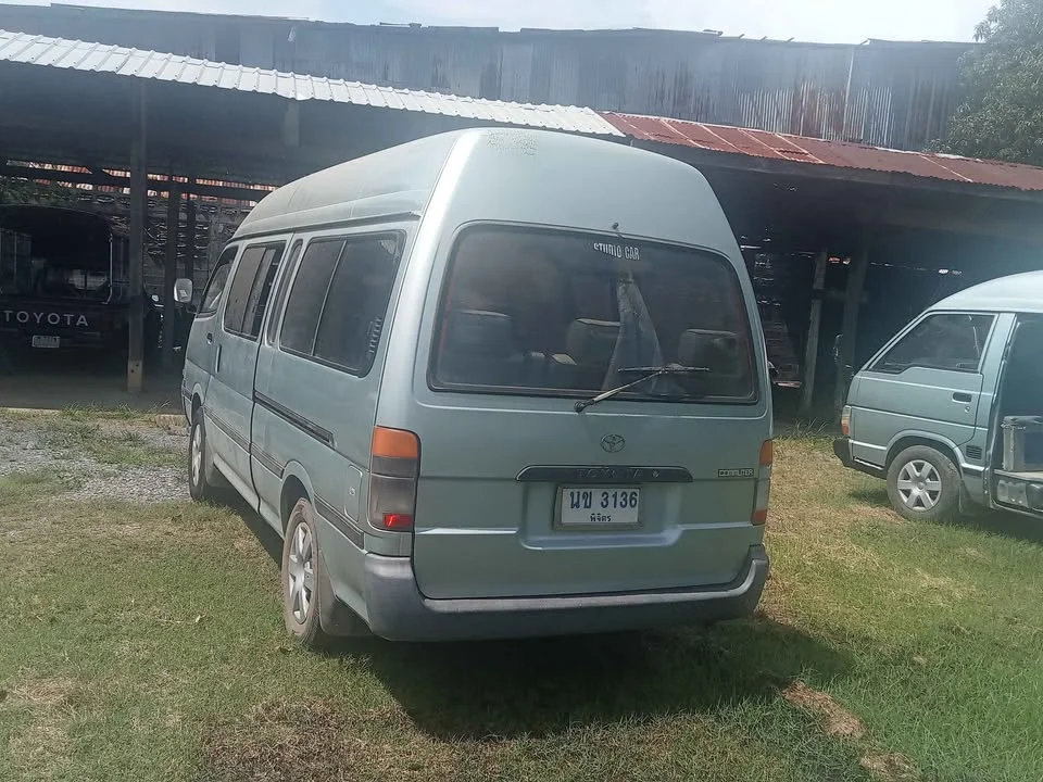 1996 Toyota Commuter IV (H100) 3