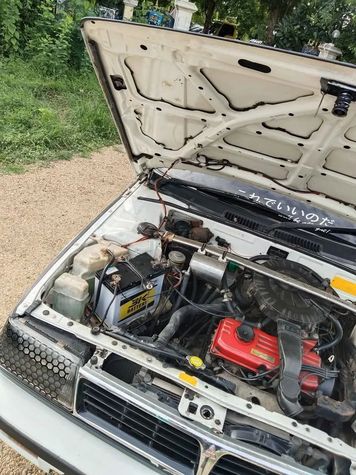 1990 Mitsubishi Lancer Champ IV 2