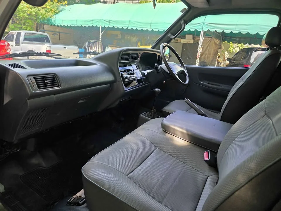 1994 Toyota Commuter IV (H100) 3