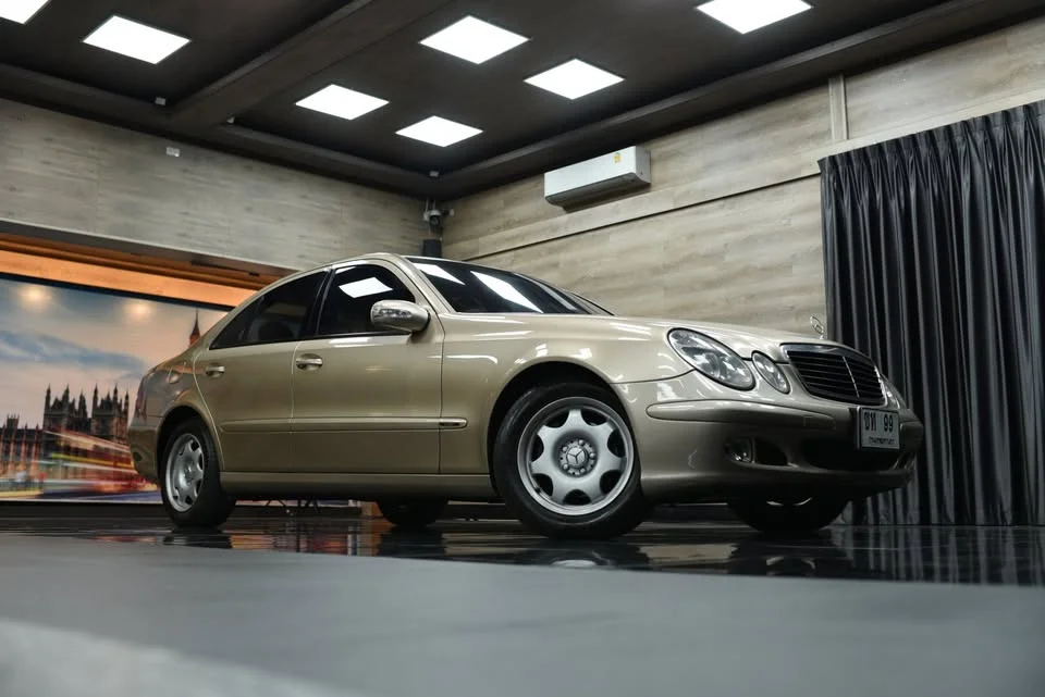 2004 Benz E-Class W211 2
