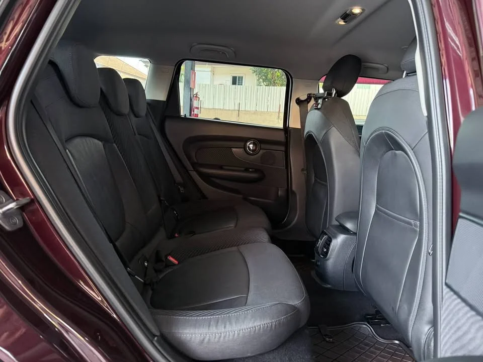 2018 Mini Hatch  III 3