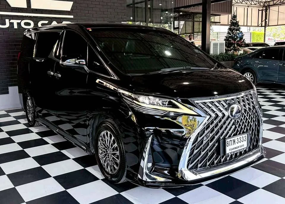 2020 Lexus LM I 3