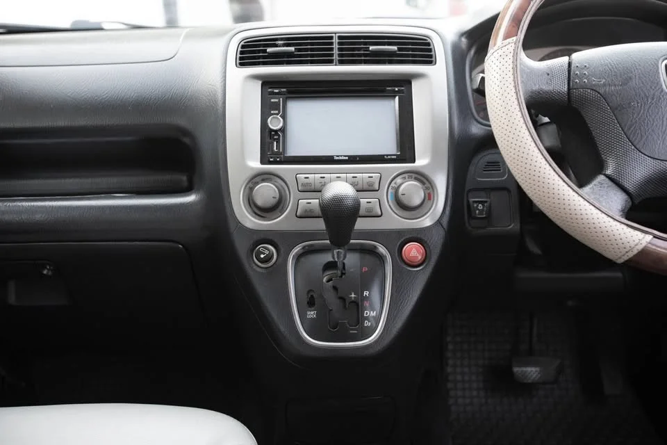 2004 Honda Stream I 2