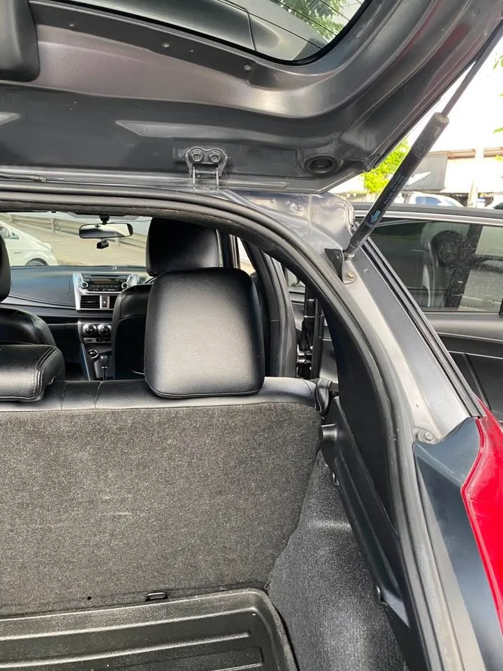 2015 Toyota Yaris III 2