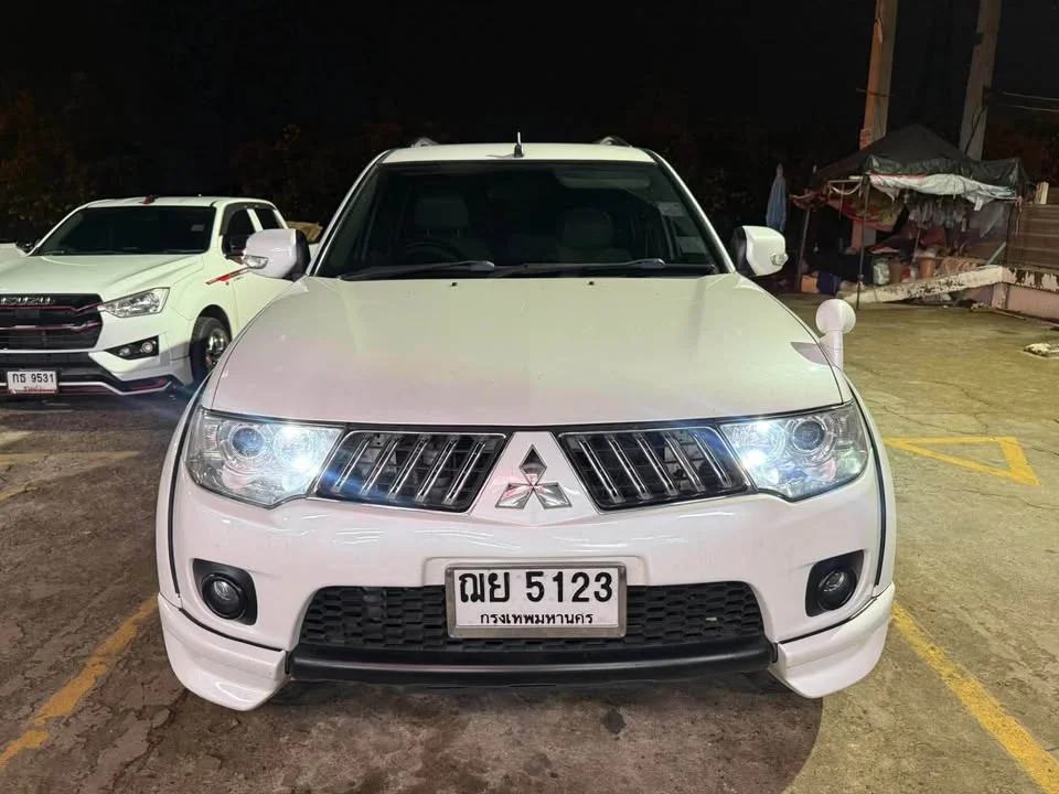2009 Mitsubishi Pajero Sport II 3