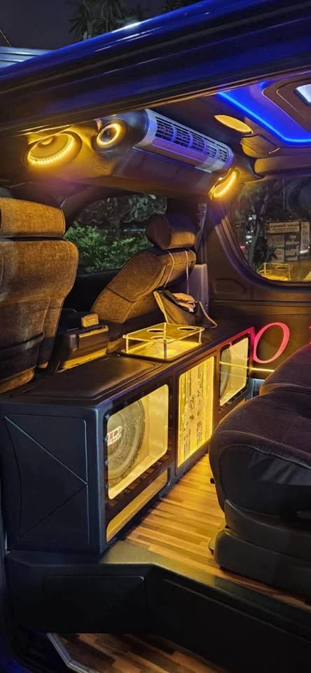 2007 Toyota HiAce V (H200) 2