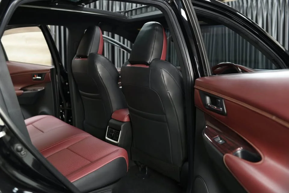 2014 Toyota Harrier III 3
