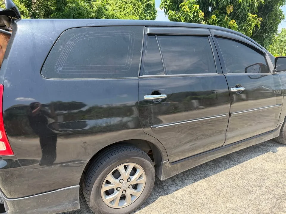 2005 Toyota Innova I 2