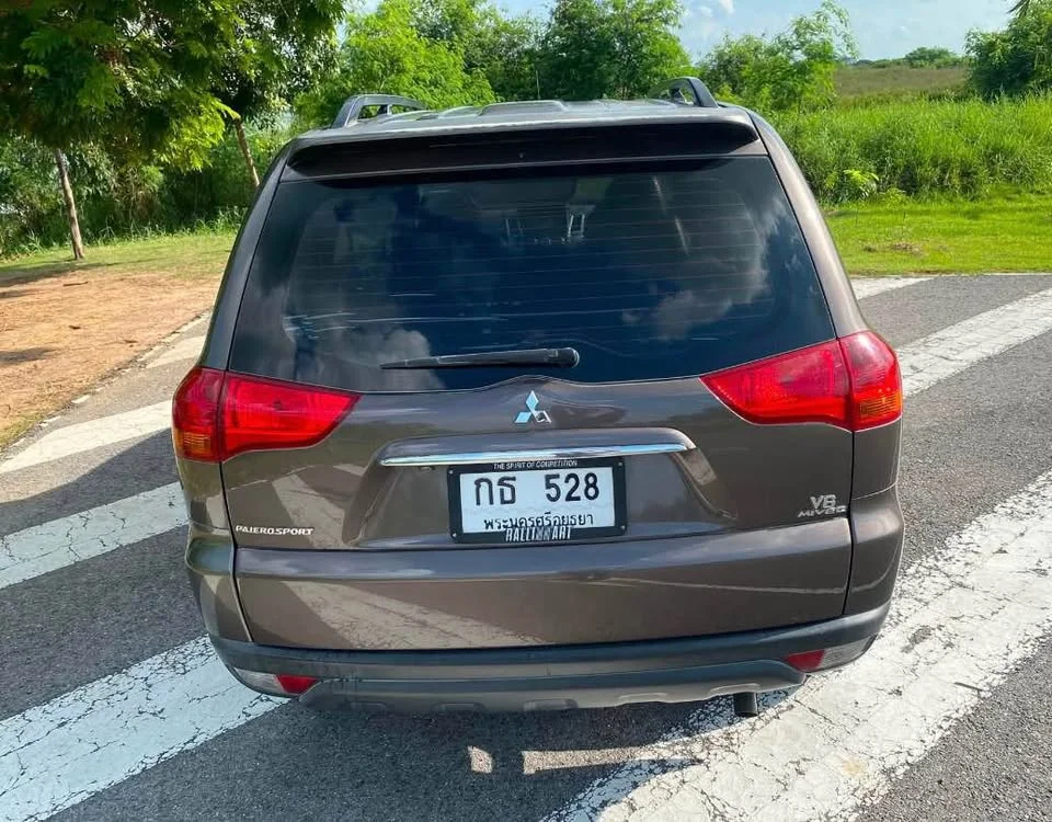 2012 Mitsubishi Pajero Sport II 3