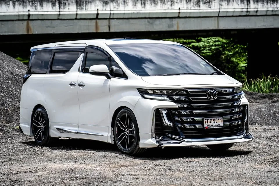 2017 Toyota Alphard, Vellfire IV (AH40) 3