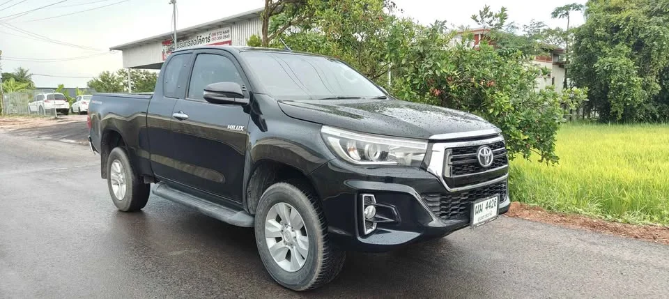 2018 Toyota Hilux VIII 3