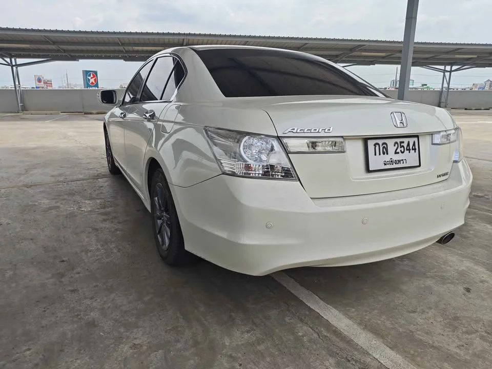 2010 Honda Accord VIII 3