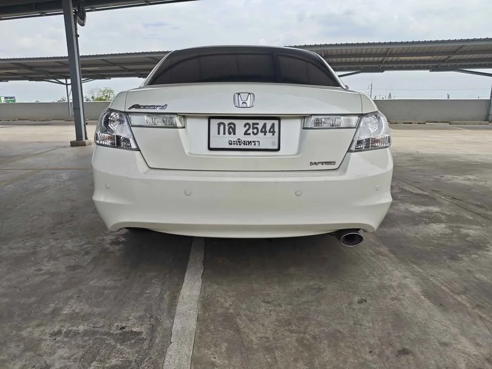 2010 Honda Accord VIII 2