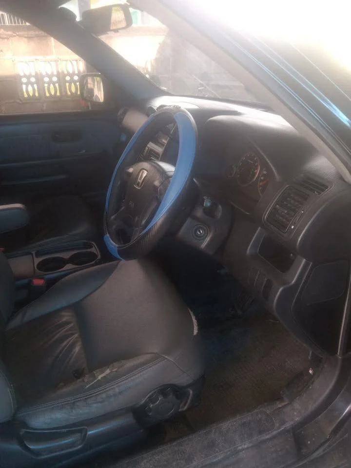 2002 Honda CR-V II 2