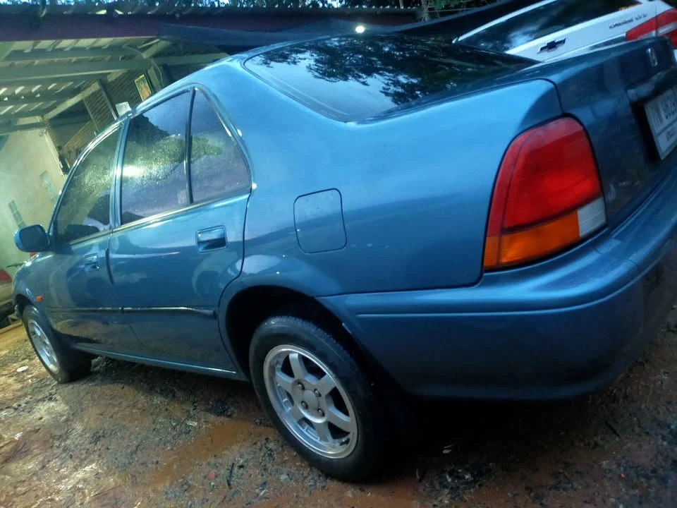 1996 Honda City III 2