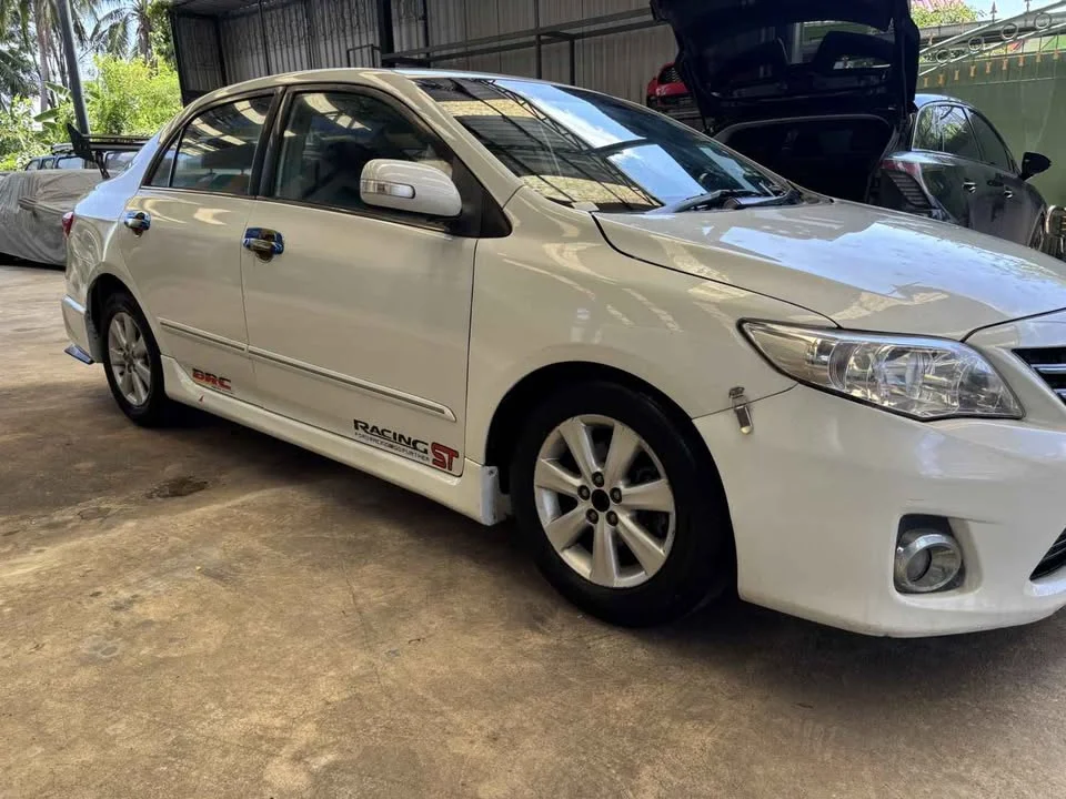 2008 Toyota Corolla Altis X (E140) 3