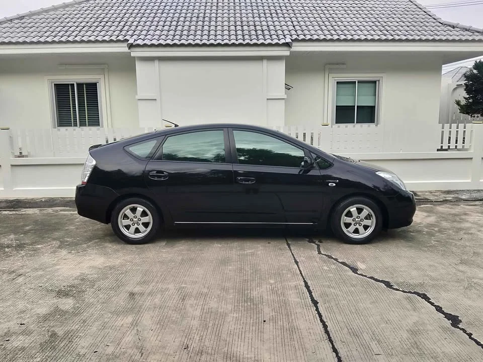 2007 Toyota Prius II 2