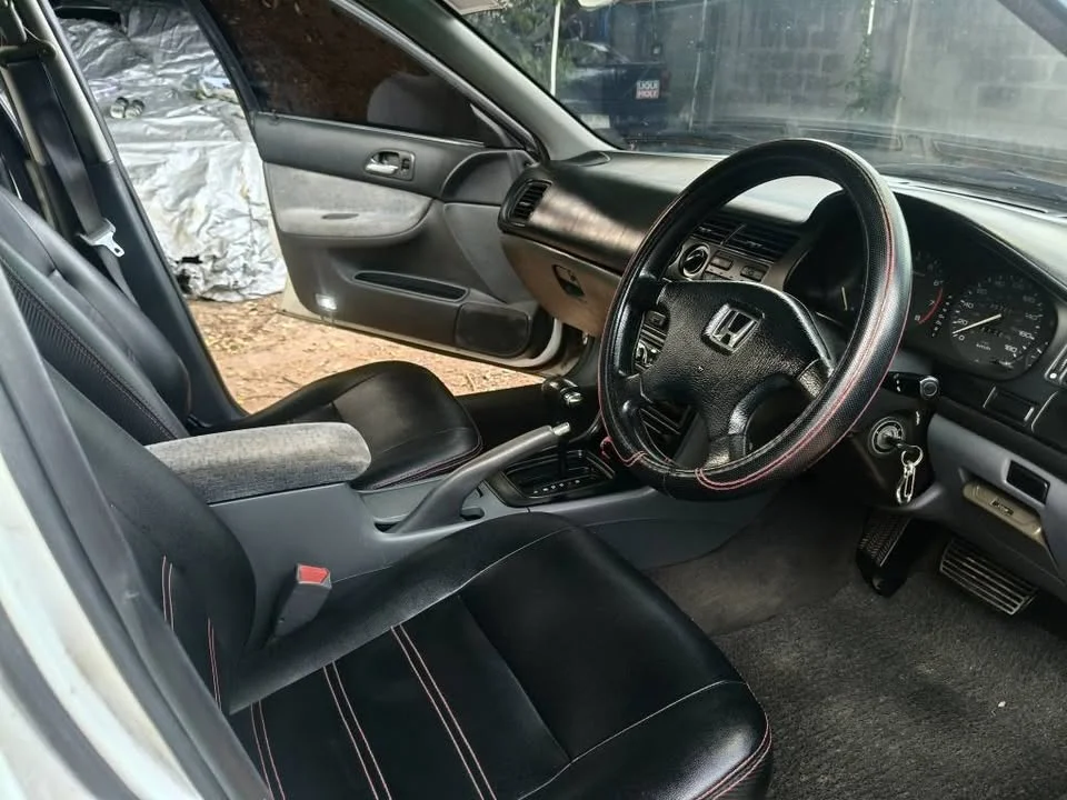 1994 Honda Accord V 2
