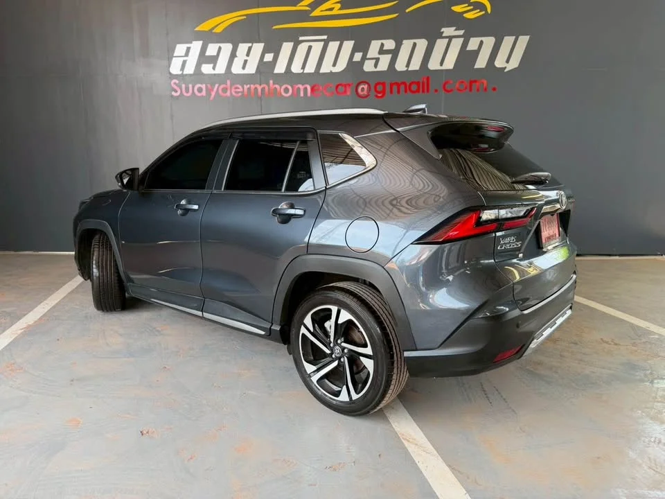 2024 Toyota Yaris Cross AC200 3