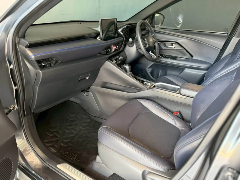 2024 Toyota Yaris Cross AC200 2