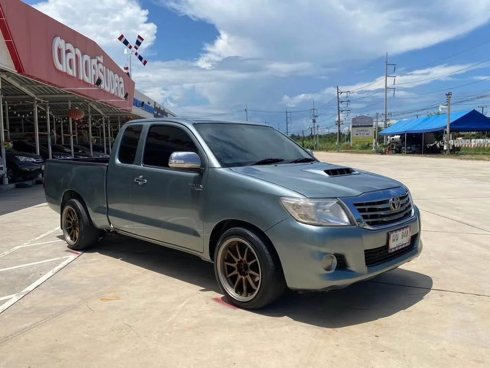2015 Toyota Hilux VII 2
