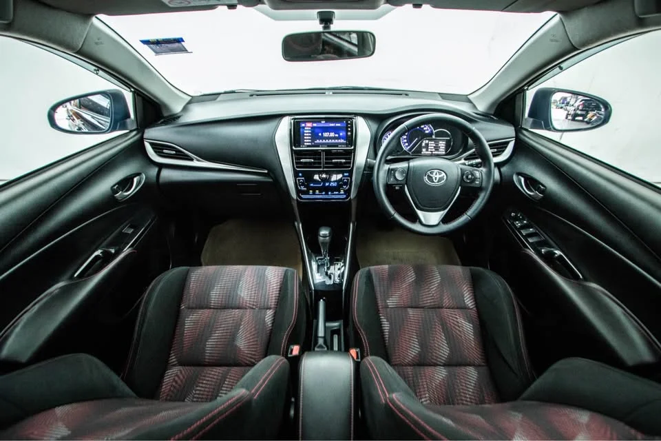 2018 Toyota Yaris ATIV III 2