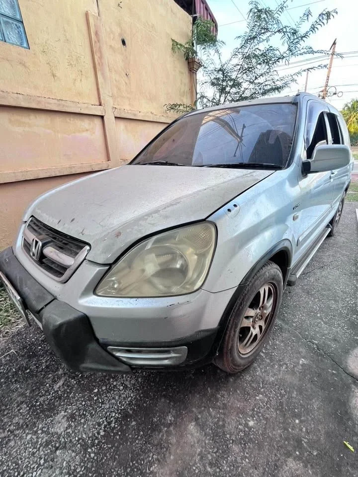 2003 Honda CR-V II 3